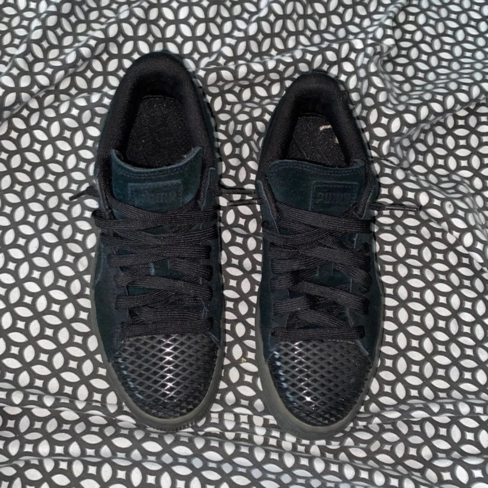 Puma sneakers
